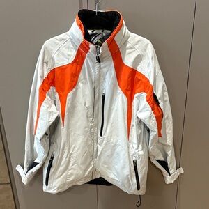 Obermeyer White Ski Jacket with Orange Accents ⛷️